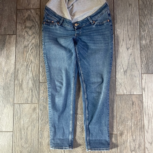 H&M Maternity Jean - Picture 1 of 5